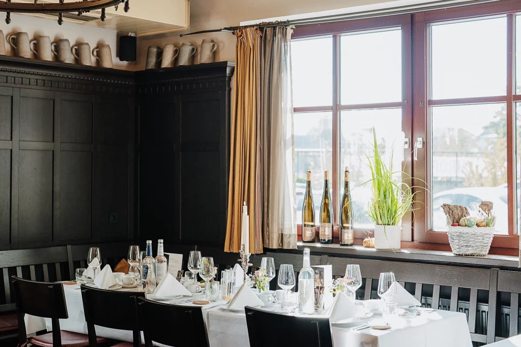 Hochzeitslocation TONIs Straubing, Stilvolle Tischdekoration