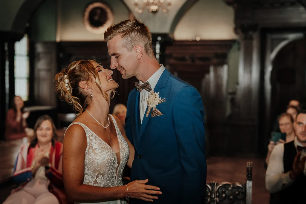 Trauung im Rathaus Passau, Hochzeitsfotos in Passau, Hochzeitsfotograf Straubing