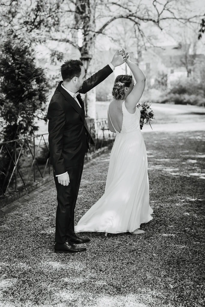 Hochzeitsfotos Schloss Sünching, Brautpaarfotos Schloss Sünching, Hochzeit in Sünching, Hochzeitsfotos in Sünching