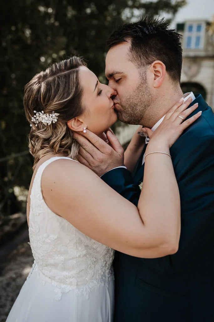 Hochzeitsfotos Schloss Sünching, Brautpaarfotos Schloss Sünching, Hochzeit in Sünching, Hochzeitsfotos in Sünching