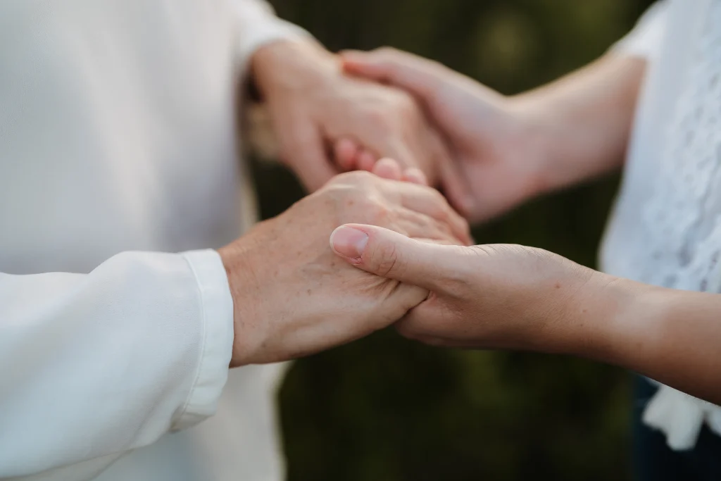 Mutter Tochter Fotoshooting in der Natur in Straubing