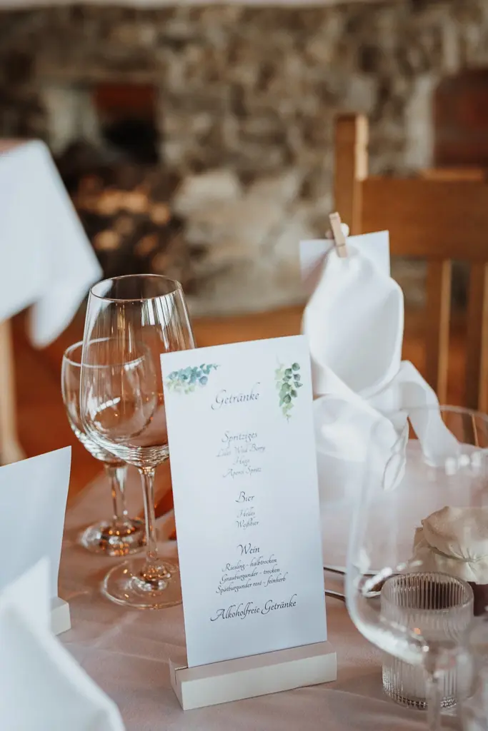 Hochzeit Grandsberger Hof Schwarzach Dekoration Hochzeitsfotograf Straubing Hochzeitsfotos Deggendorf