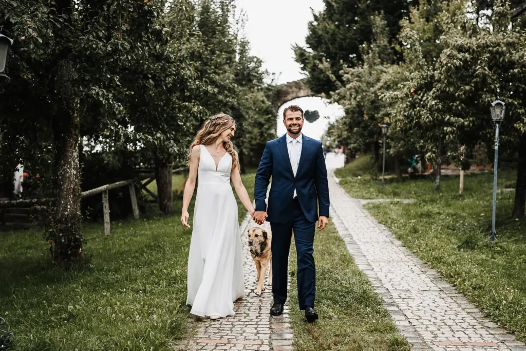 Hochzeit Grandsberger Hof Schwarzach Trauung Bogenberg Hochzeitsfotograf Straubing Hochzeitsfotos Deggendorf Hochzeitsfotos auf dem Bogenberg Hochzeitsfotos Grandsberger Hof