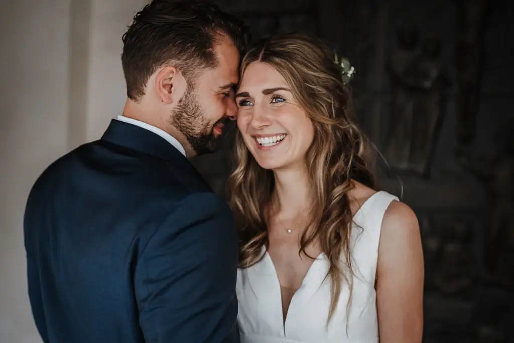 Hochzeit Grandsberger Hof Schwarzach Trauung Bogenberg Hochzeitsfotograf Straubing Hochzeitsfotos Deggendorf Hochzeitsfotos auf dem Bogenberg Hochzeitsfotos Grandsberger Hof